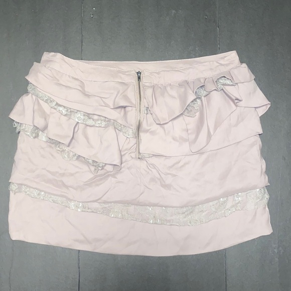 Forever 21 Large Tan Ruffle Skirt - Picture 3 of 5